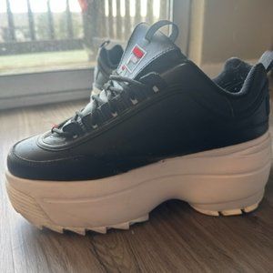 Chunky Black & White Fila's